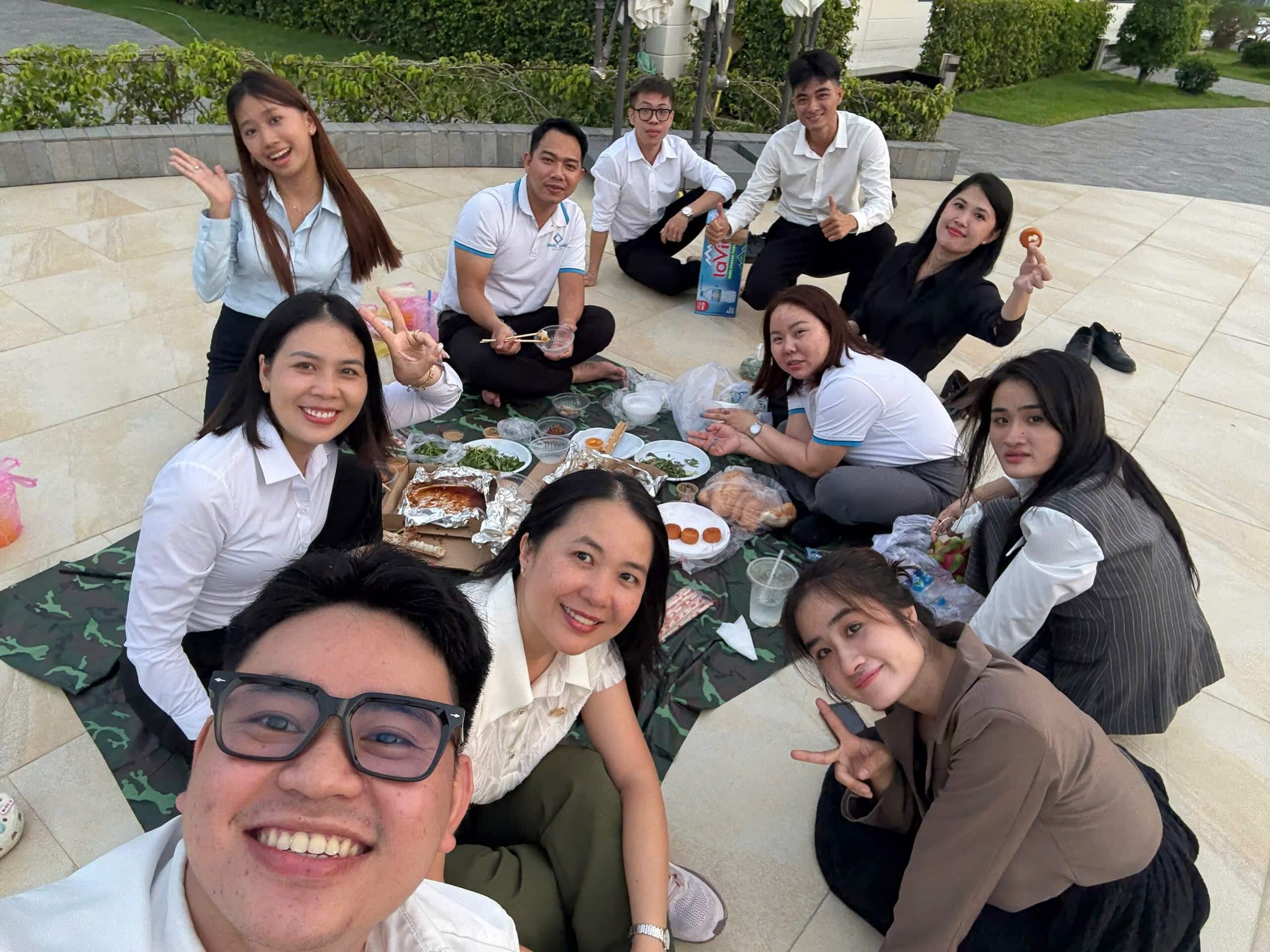 PARTY - TEAM BUILDING