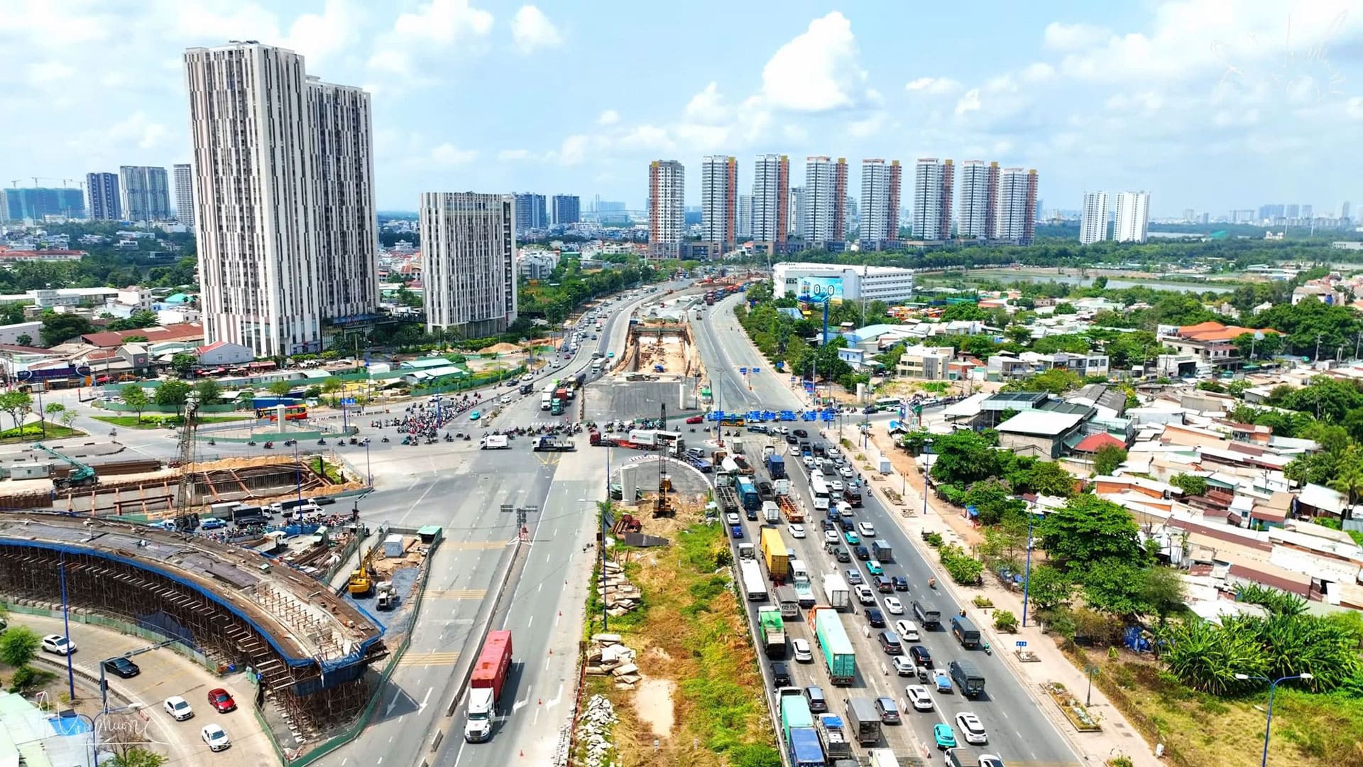 Hưởng Lợi Từ Hạ Tầng Trọng Điểm Khu Đông